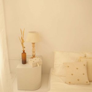 荷蘭 À la Collection 手工貝殼串珠棉麻抱枕 - 奶油白