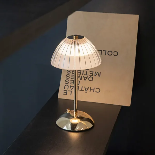 復古典雅 仿水晶LED充電式小夜燈