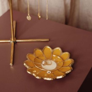 荷蘭 À la Collection 手工黃銅鑲嵌琺瑯 雛菊飾品收納盤(芥末黃)