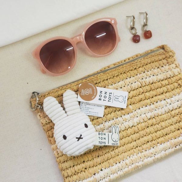 80235433.jpeg BON TON TOYS Miffy拍拍米菲兔ECO燈芯絨鑰匙圈 10cm