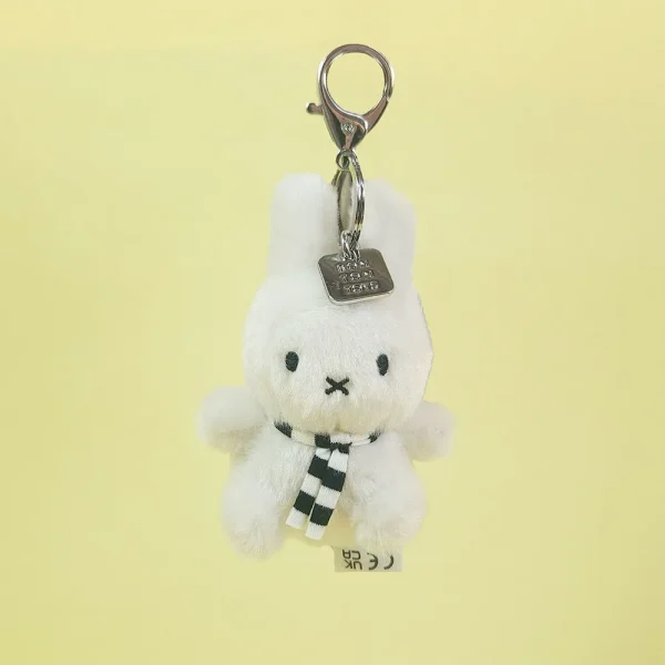100243045.webp BON TON TOYS Miffy米菲兔鑰匙圈-圍巾兔 10cm