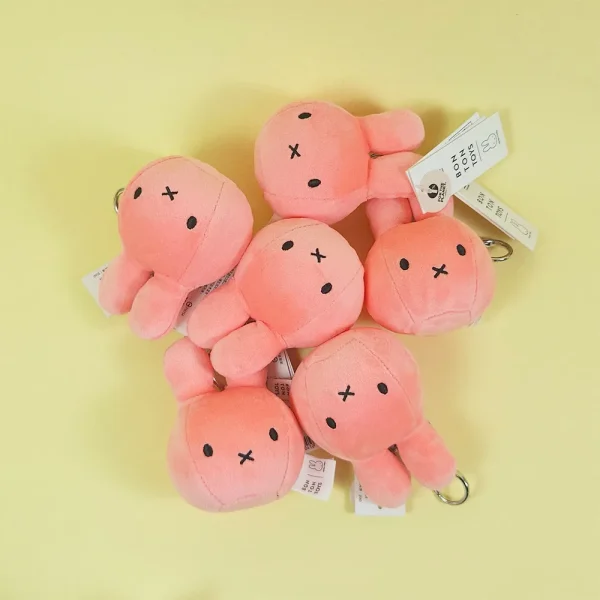 100243092.webp BON TON TOYS Miffy米菲兔壓力球鑰匙圈-9CM